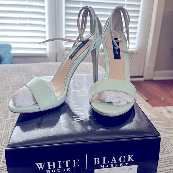 WHBM Rylee Divinity size 8 - Picture 2 of 6